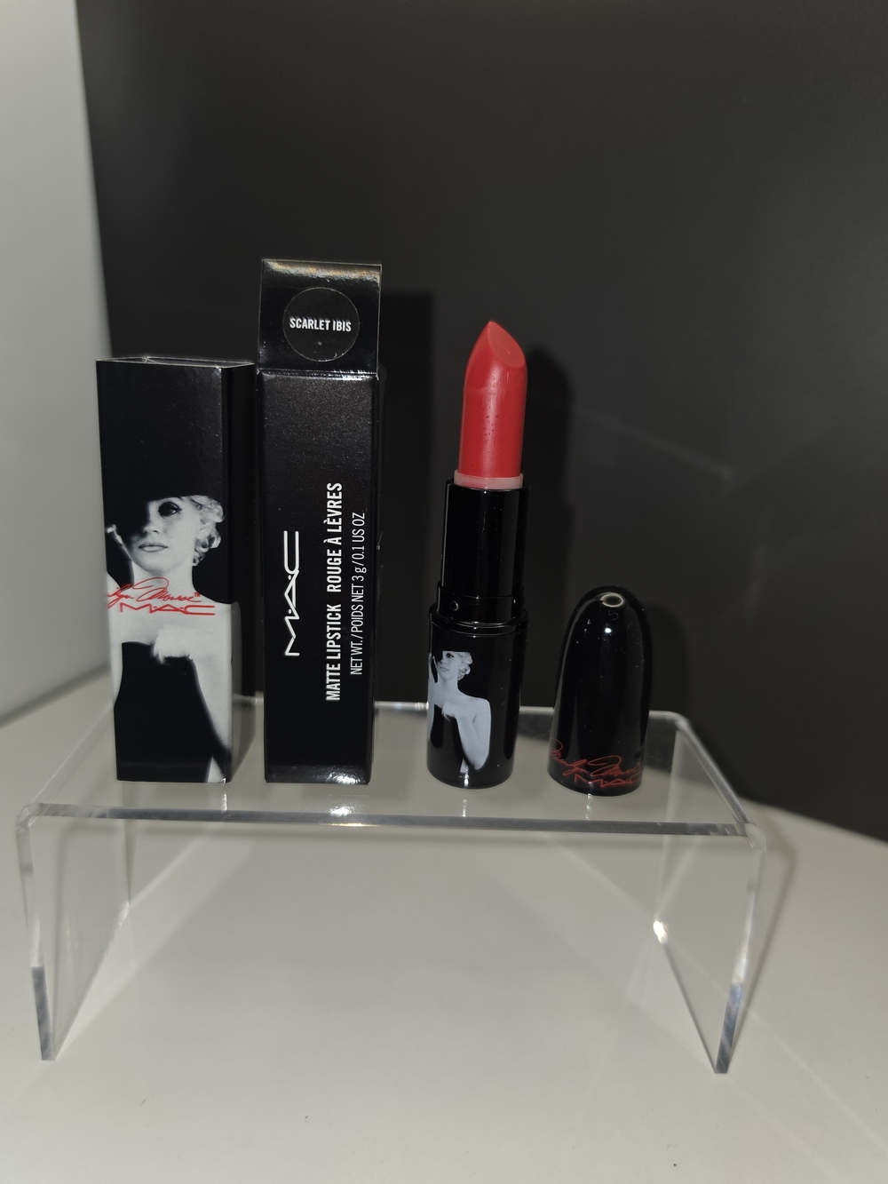 LIMITED EDITION MAC Marilyn MONROE Lipstick Scarlet Ibis